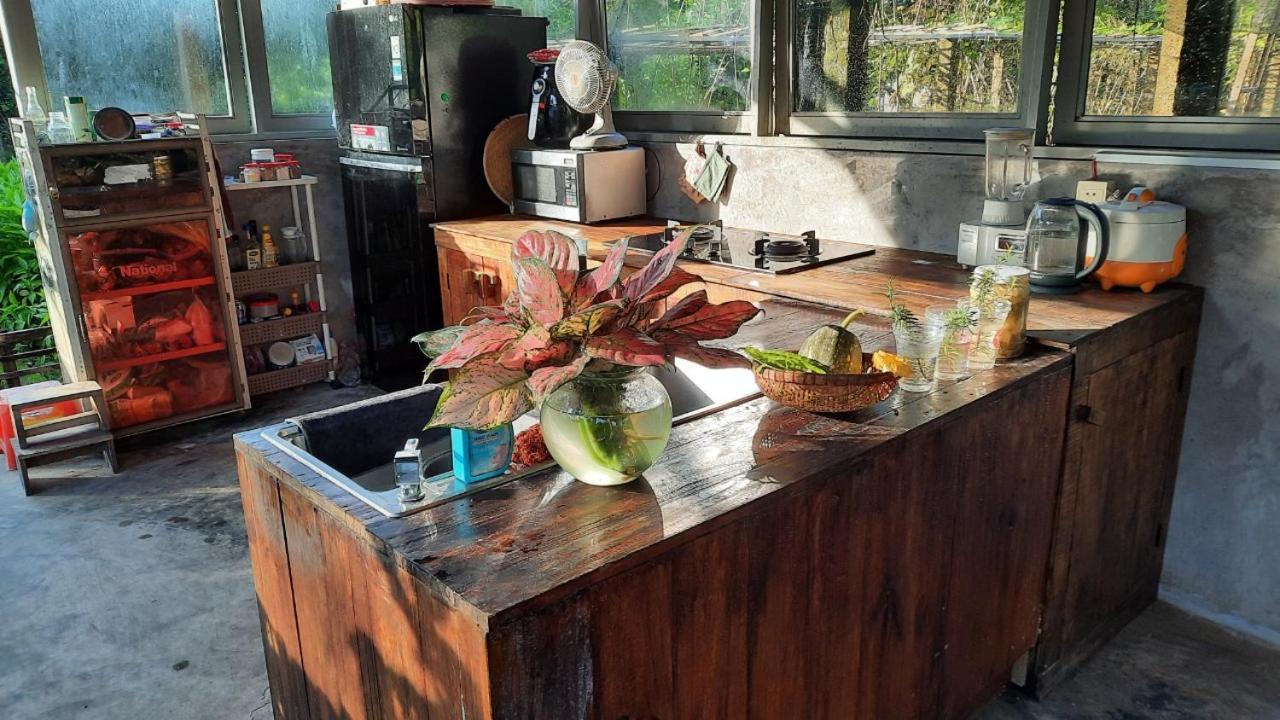 Vuon Nha Ngoai Garden Homestay ホーチミン市 エクステリア 写真